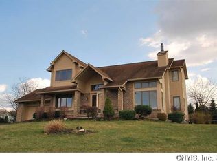 4284 Crested Butte Run, Syracuse, NY 13215