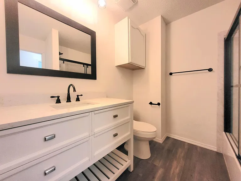3222 W Roxbury St — Photo 10