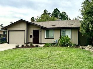 709 S 8th St, Kerman, CA 93630