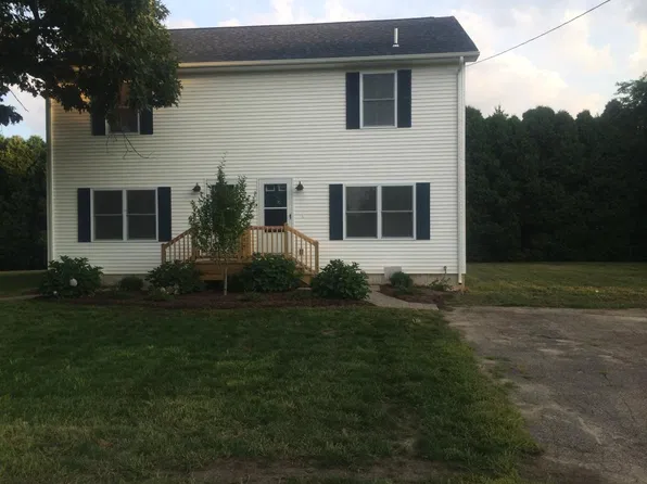 104 Ninigret Rd #A, Narragansett, RI 02882