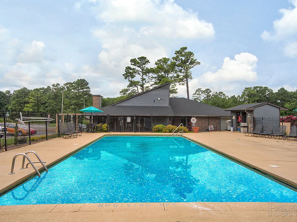 Element at Creekside