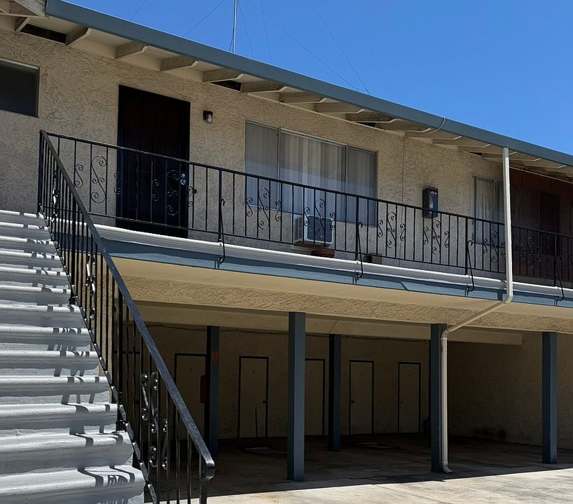 1st image of 2338 Karen Dr APT 4