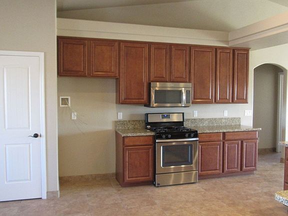 4th image of 2750 Paseo Dorado