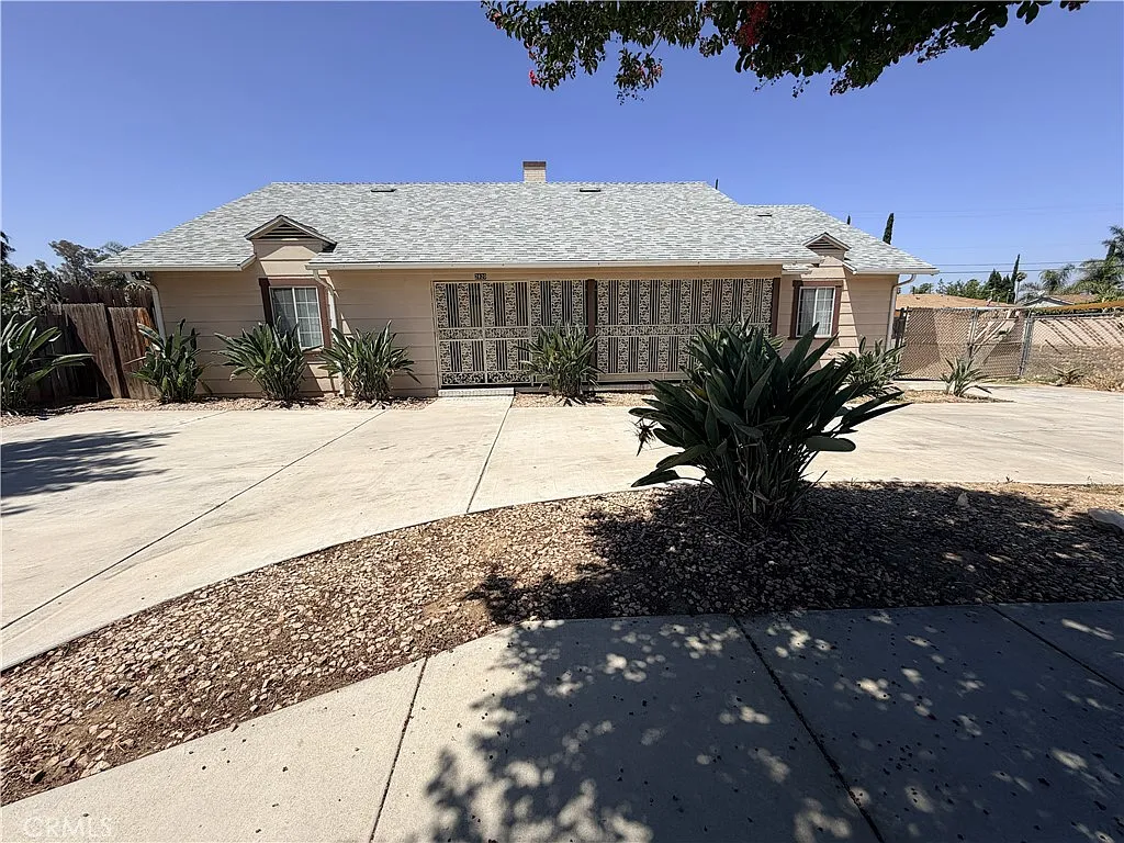 3 bed, 1688 sqft, $2,950 — Photo 4