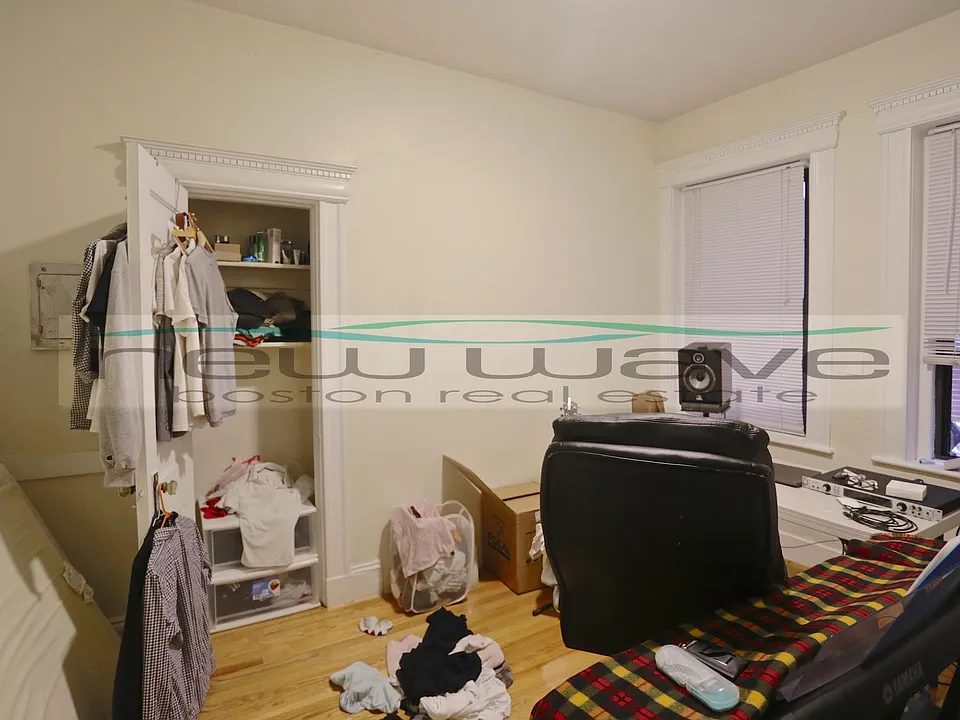 165 Hemenway St #11