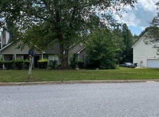 725 Freeman Dr, Covington, GA 30016