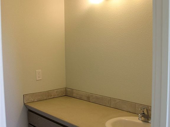 4th image of 0 Nna F St NE Lot 5