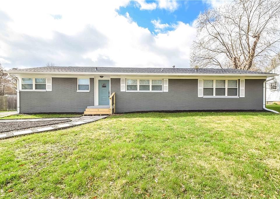 1st image of 3309 Chamberlin Dr