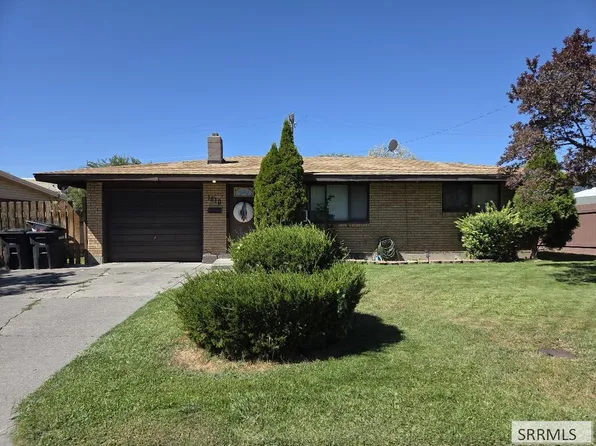 1810 S Falcon Dr, Ammon, ID 83406