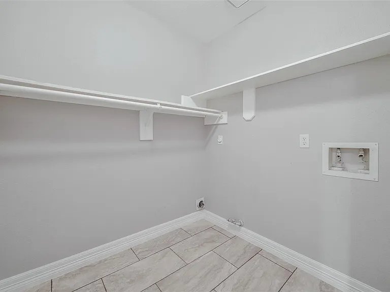 4422 Westray Dr — Photo 13
