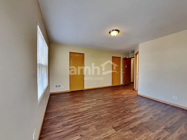 1411 Millbrook Dr — Photo 10