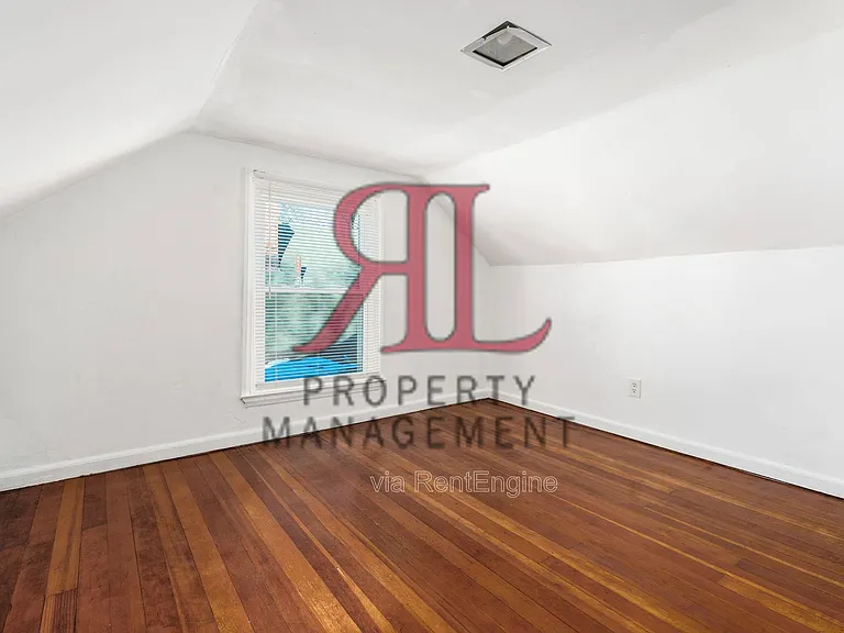 3400 Eisenhower Rd — Photo 21