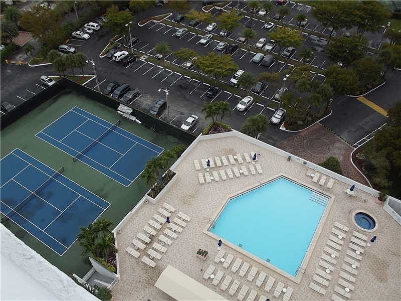 1st image of 20355 NE 34th Ct APT 1827