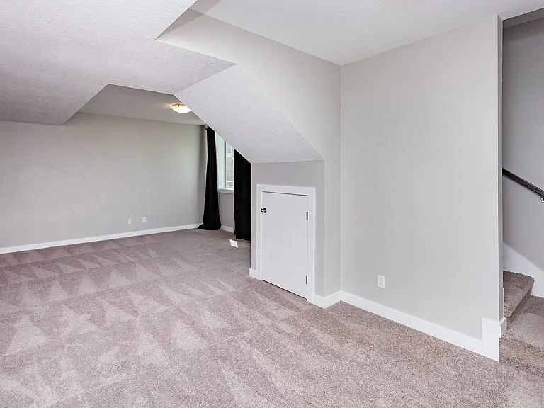 1508 NE Mocking Bird Ln — Photo 18