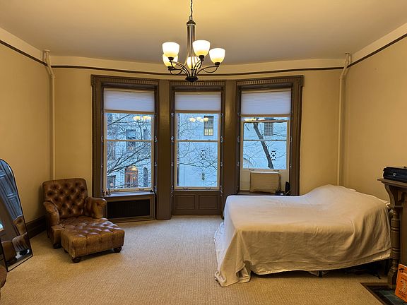 3rd image of 26 W 83rd St APT 2A