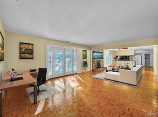 2247 Greenbrier Blvd, Pensacola, FL 32514