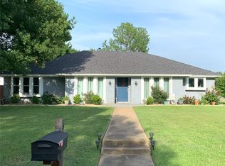 600 Lusk St, Bonham, TX 75418