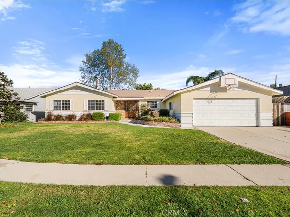 23649 Bessemer St, Woodland Hills, CA 91367