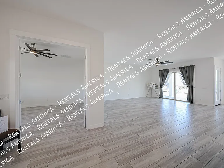 31219 N 136th Way — Photo 13