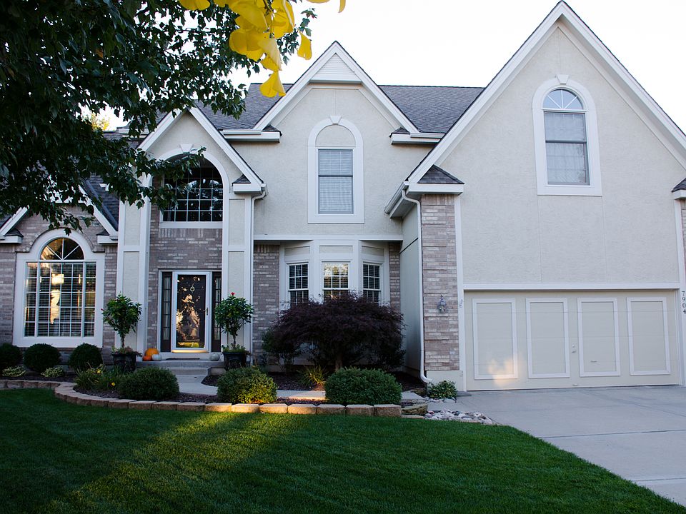1st image of 7904 N Birch Ln