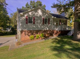 2204 Bishops Bridge Rd, Knoxville, TN 37922