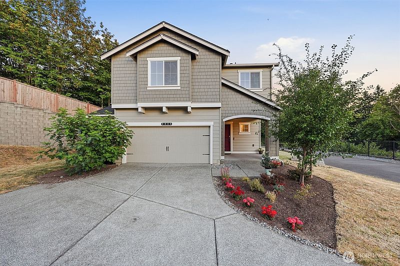 3rd image of 2045 81st Avenue E