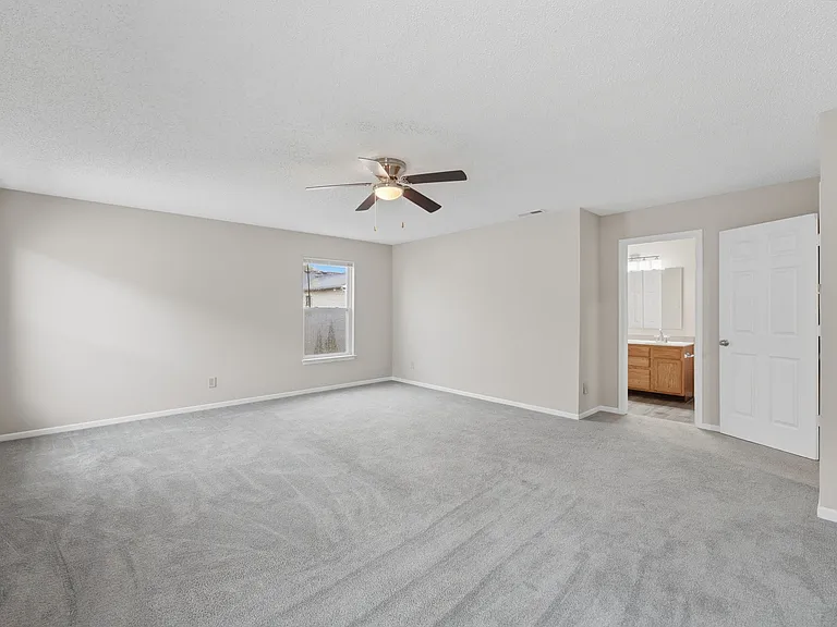 12691 Endurance Dr — Photo 37