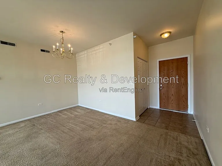 515 Main St #401 — Photo 2