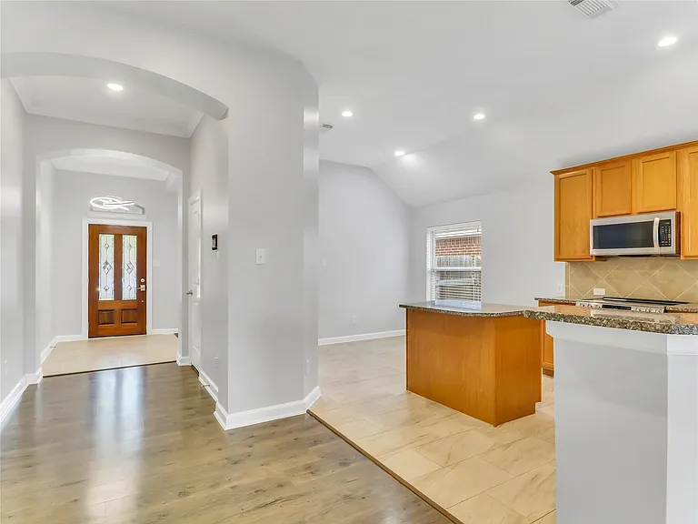 8314 Dusty Canyon Ln — Photo 6