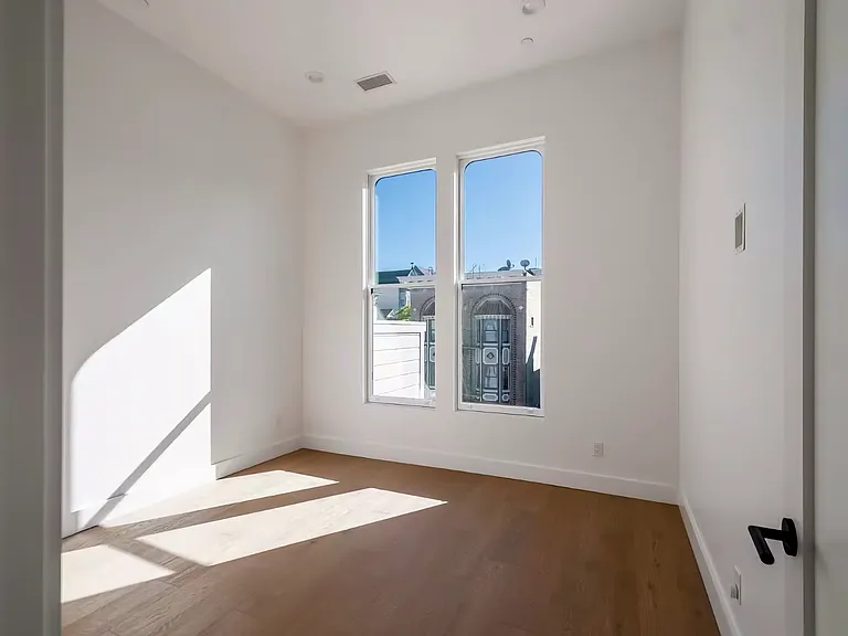 1502 Golden Gate Ave — Photo 26