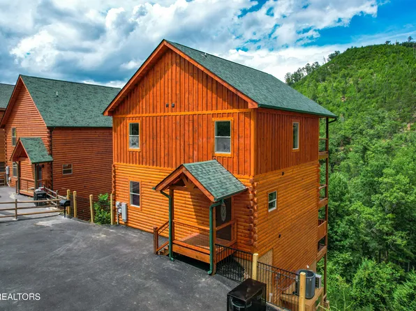 1123 Autumn Path Way, Sevierville, TN 37862