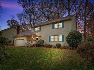 1129 Selwood Dr, Virginia Beach, VA 23464