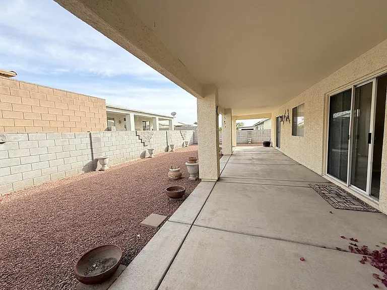 4408 S Caitlan Ave — Photo 10