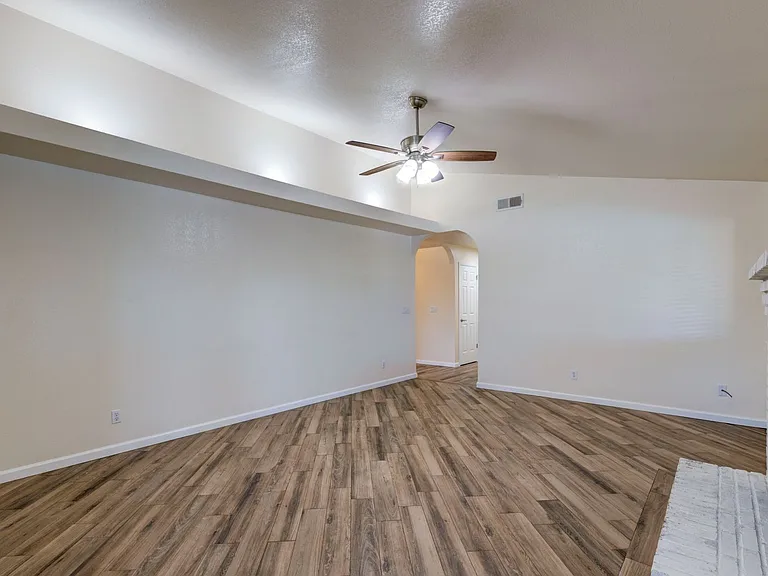 2197 Polson Ave — Photo 11