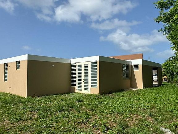 3rd image of Urb Hacienda Paloma Ii 28 Calle Somali