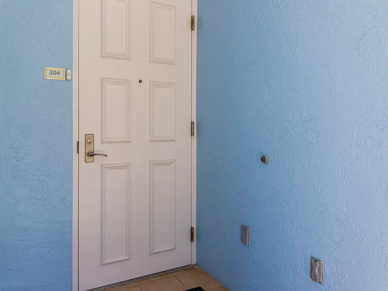 701 SE 21st Ave #204 — Photo 35