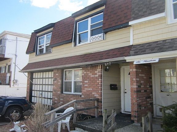2nd image of 617 Jarvis Ave