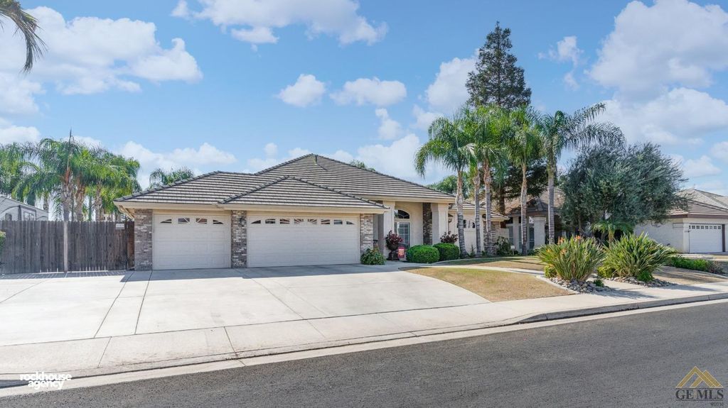 11809 Irwindale Ave, Bakersfield, CA - View 3