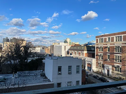 Rented by Compass | media 17