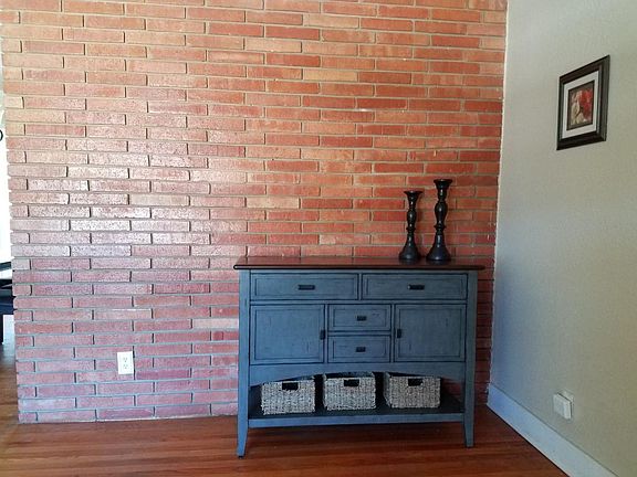 4th image of 331 Teakwood Ln