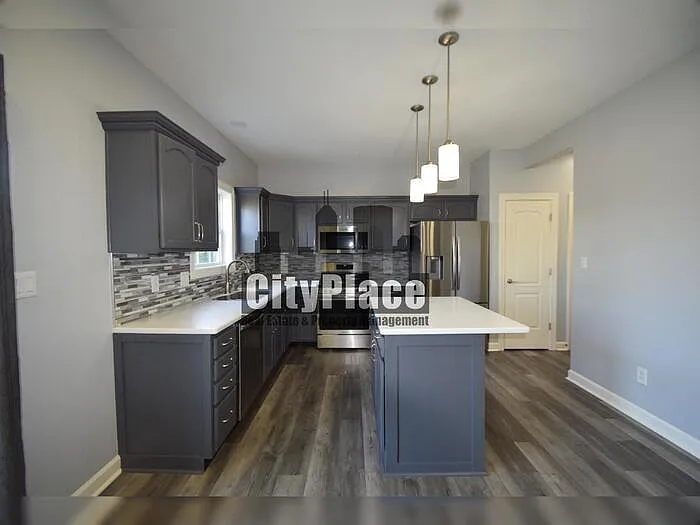 4440 Valley Trace Dr — Photo 18