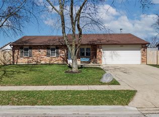 1031 Meadowrun Rd, Englewood, OH 45322