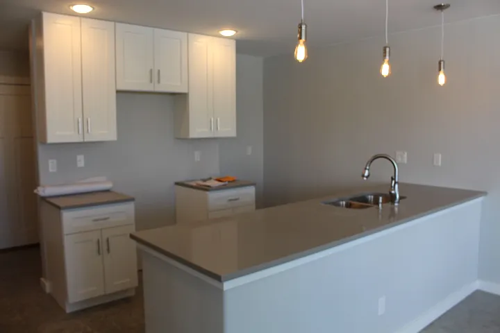 203 True Ave #B — Photo 3
