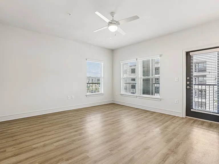 Sopra Luxury Living — Photo 82