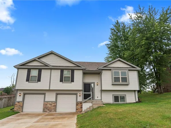3621 NE 85th St, Kansas City, MO 64156