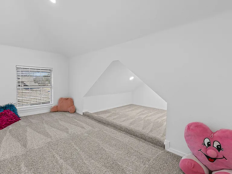 4216 Creekstone Dr — Photo 16