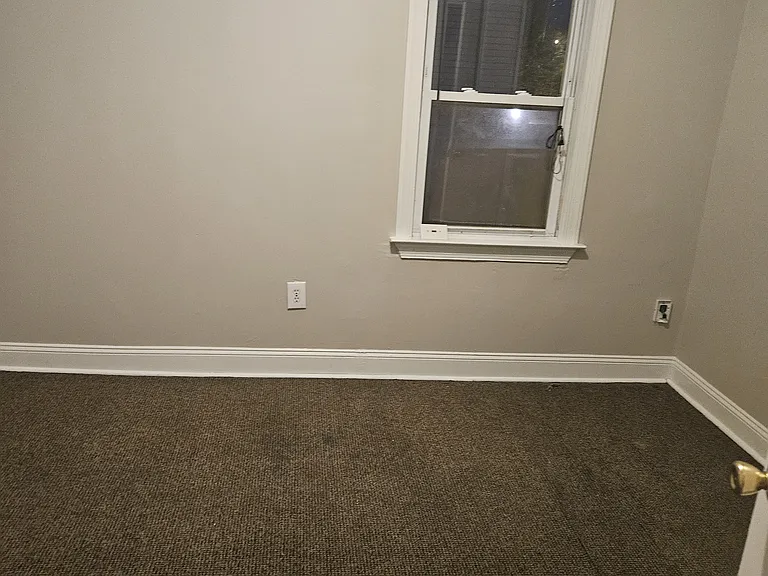 805 Eastern Ave — Photo 13