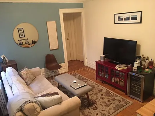 Rented by B Gans Management | media 12