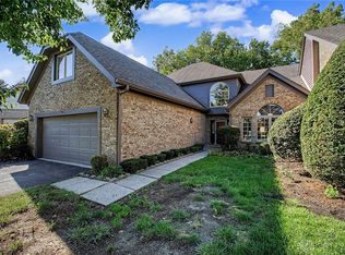 889 Timberlake Ct, Dayton, OH 45429