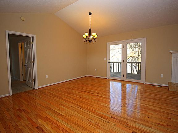 5th image of 816 Dalewood Ave
